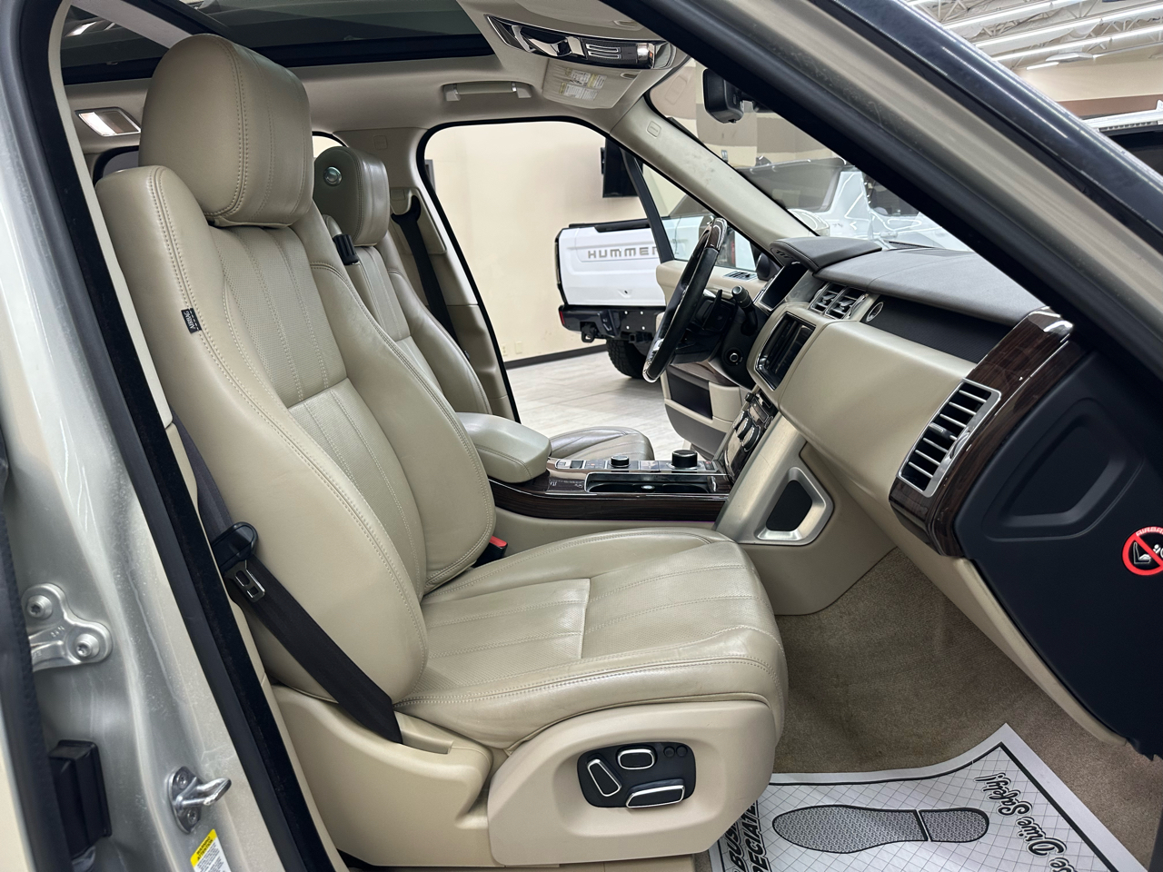 Land Rover Range Rover 3.0L V6 Supercharged HSE 2014 Land Rover Range Rover 3.0L V6 Supercharged HSE 2014