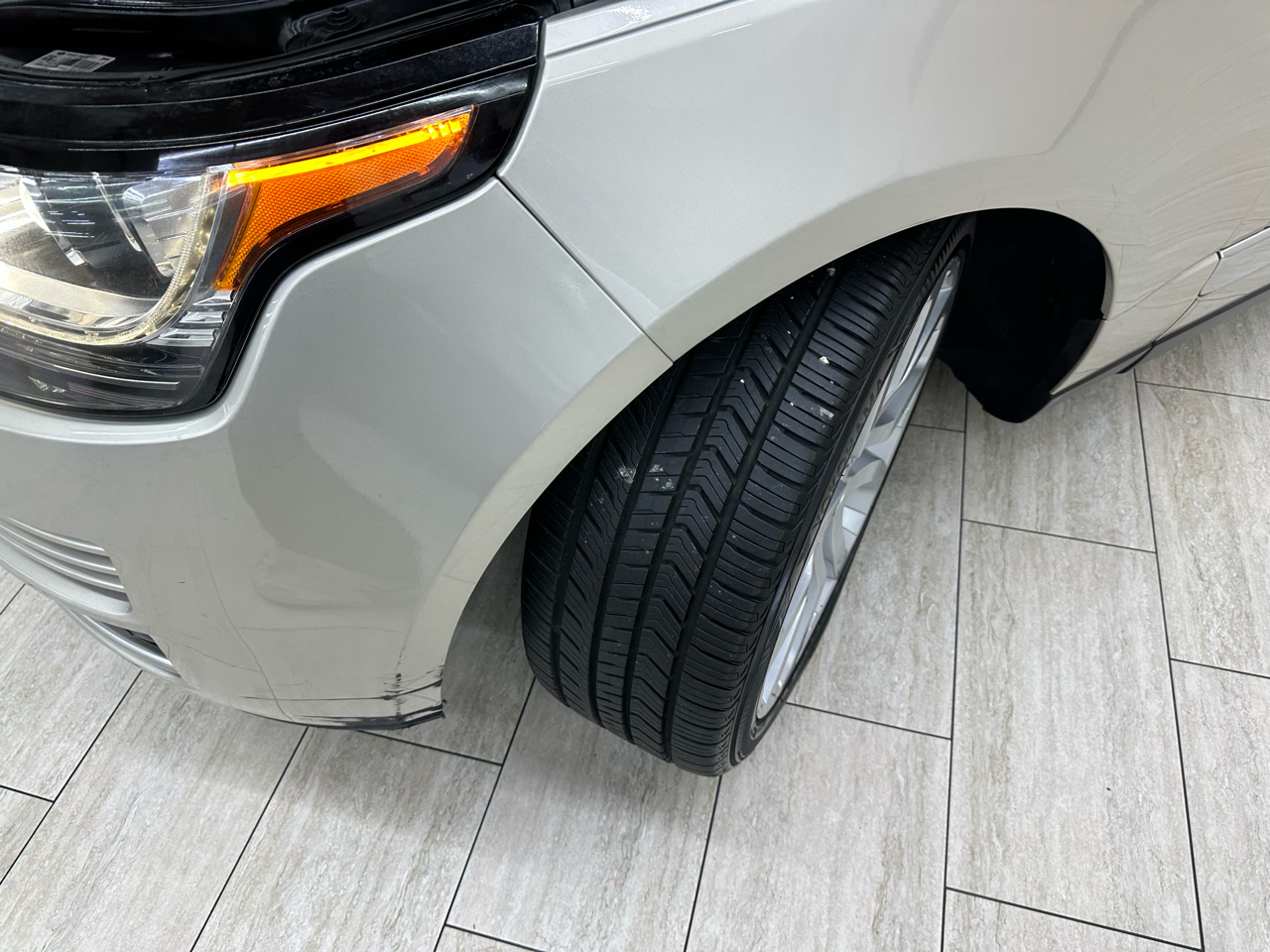 Land Rover Range Rover 3.0L V6 Supercharged HSE 2014 Land Rover Range Rover 3.0L V6 Supercharged HSE 2014