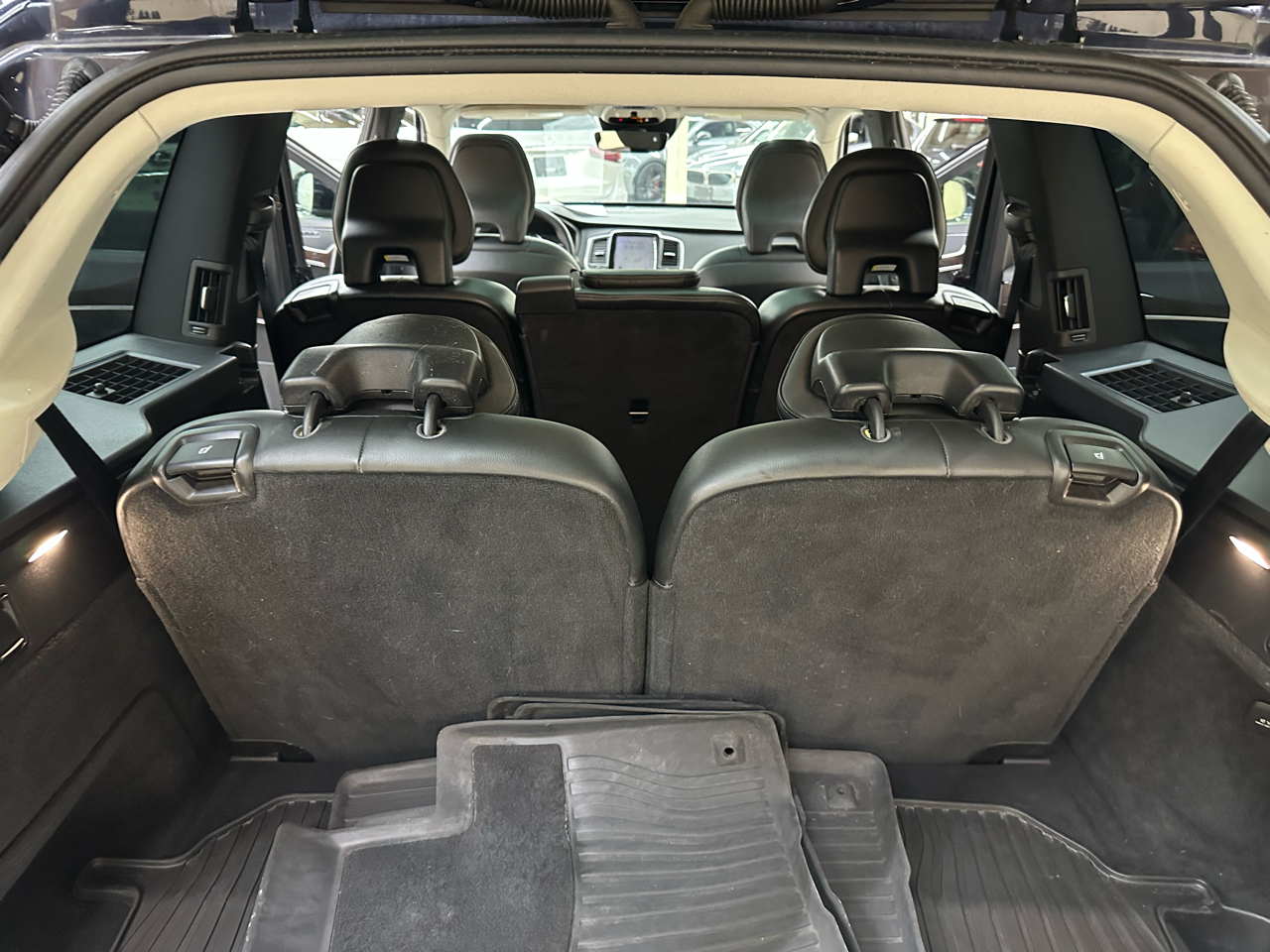 Volvo XC90 T5 Momentum 2019 Volvo XC90 T5 Momentum 2019