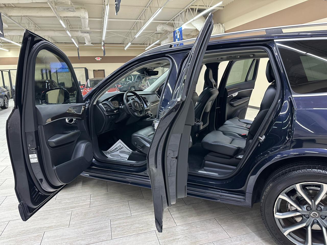 Volvo XC90 T5 Momentum 2019 Volvo XC90 T5 Momentum 2019