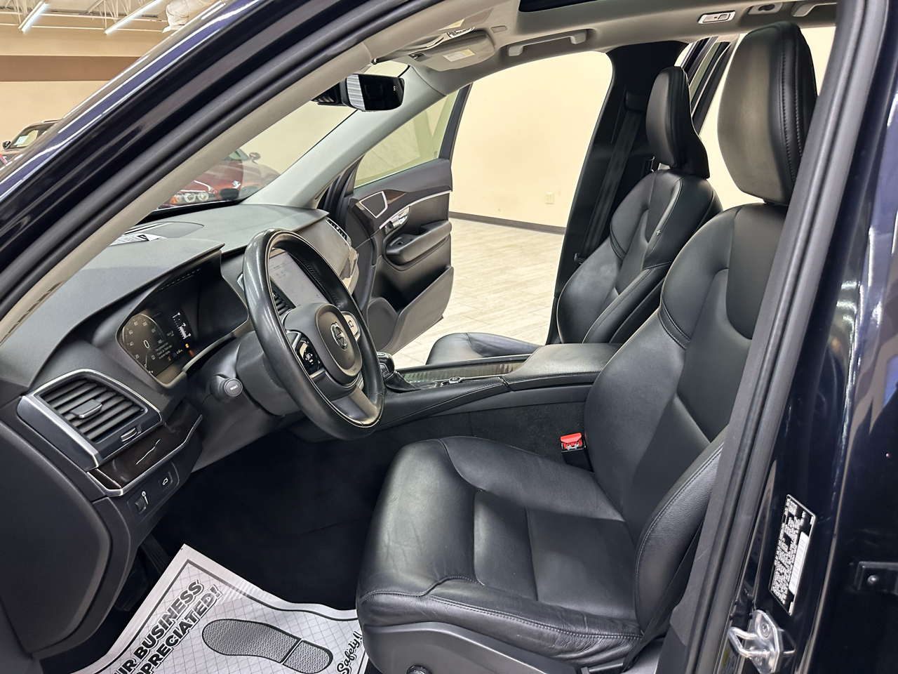 Volvo XC90 T5 Momentum 2019 Volvo XC90 T5 Momentum 2019