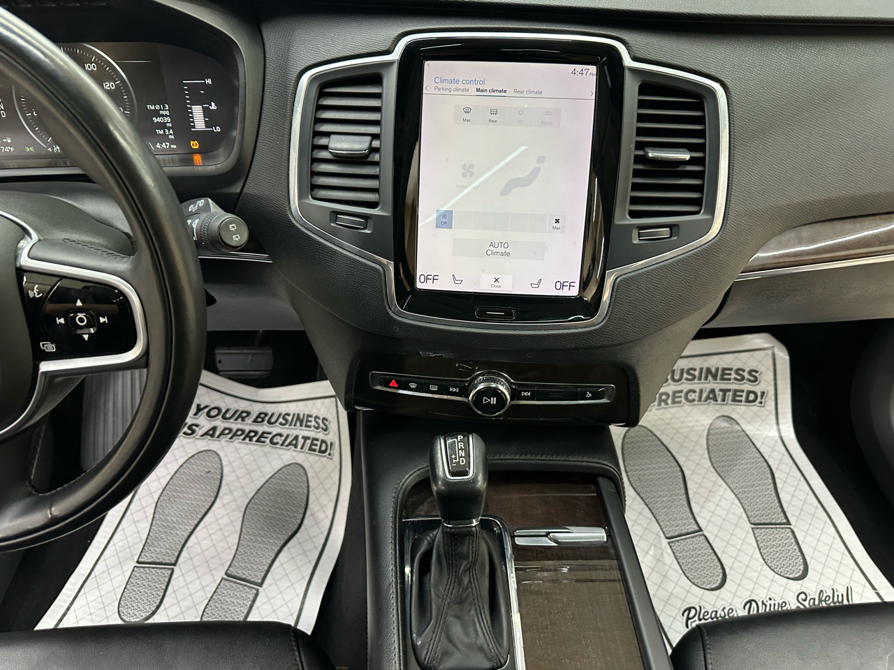 Volvo XC90 T5 Momentum 2019 Volvo XC90 T5 Momentum 2019