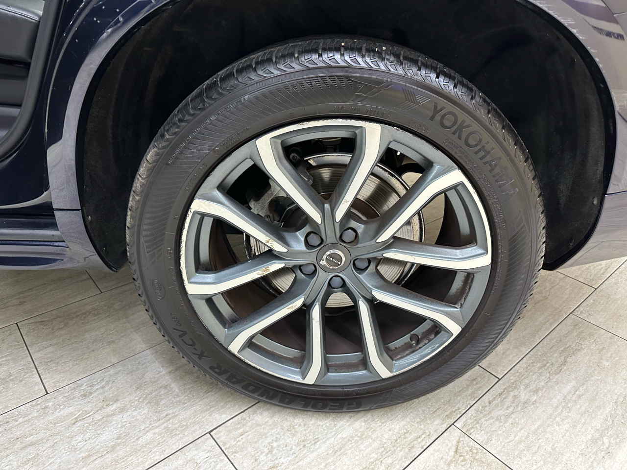 Volvo XC90 T5 Momentum 2019 Volvo XC90 T5 Momentum 2019