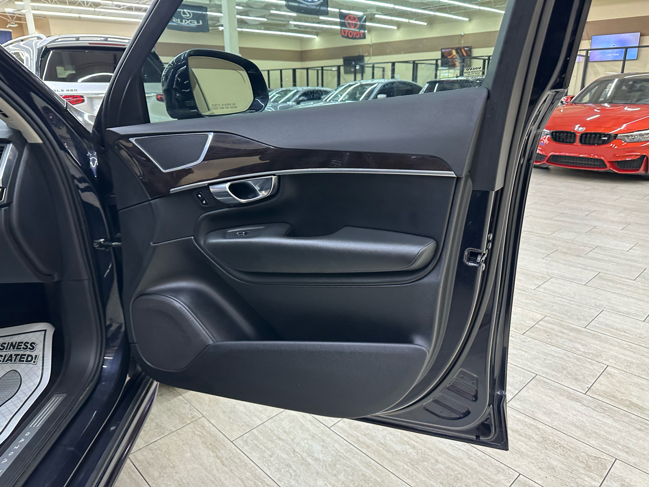 Volvo XC90 T5 Momentum 2019 Volvo XC90 T5 Momentum 2019