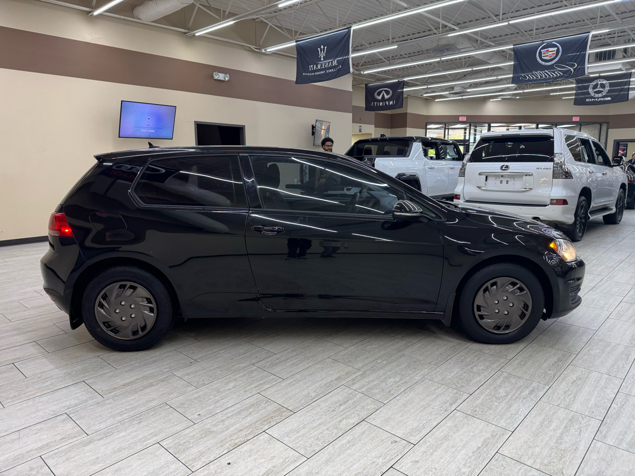 Volkswagen Golf TSI S 5M 2015 Volkswagen Golf TSI S 5M 2015