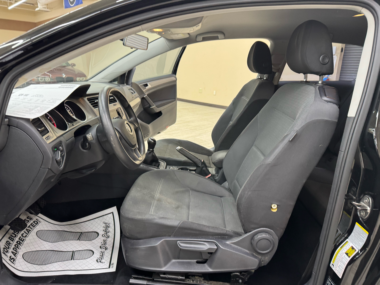 Volkswagen Golf TSI S 5M 2015 Volkswagen Golf TSI S 5M 2015