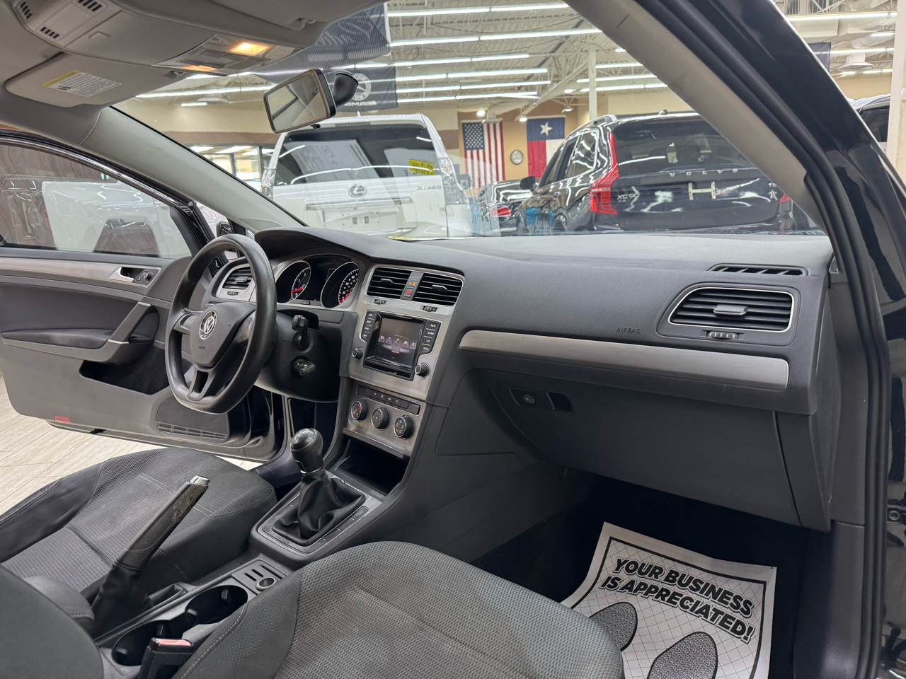 Volkswagen Golf TSI S 5M 2015 Volkswagen Golf TSI S 5M 2015