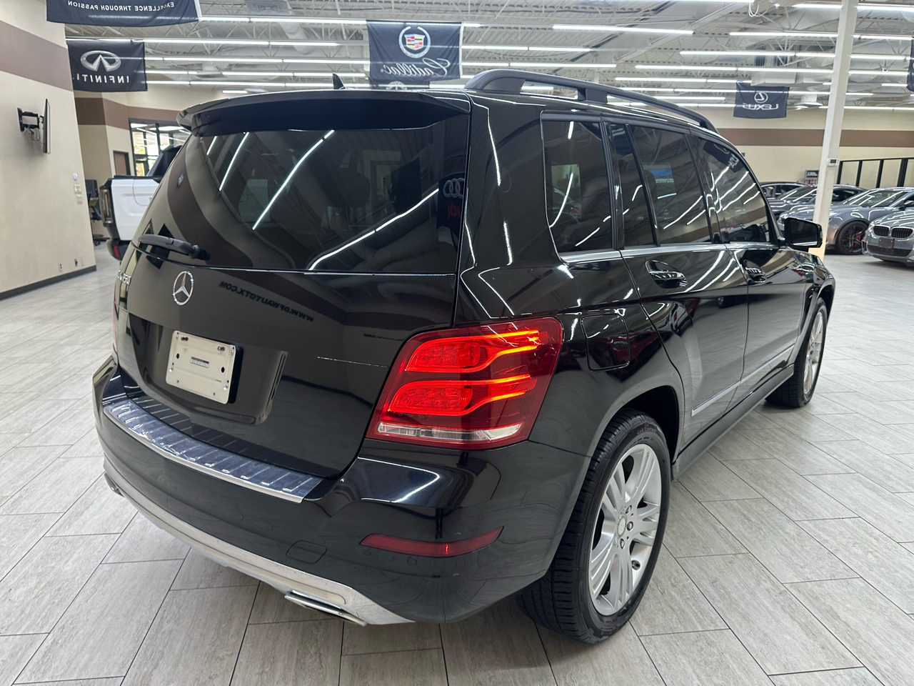 2015 Mercedes Benz GLK 350 photo 4