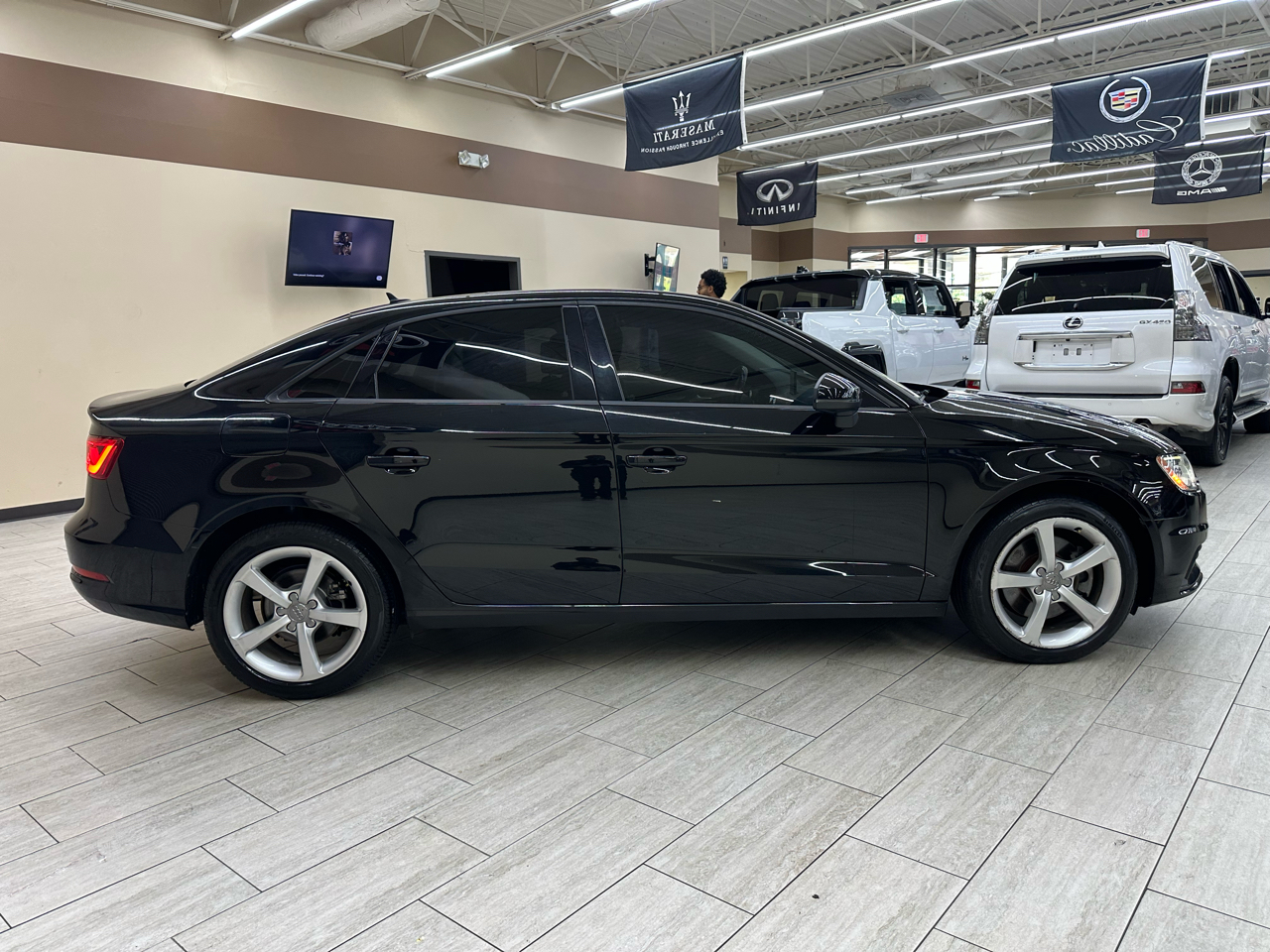 2016 Audi A3 1.8T Premium photo 2