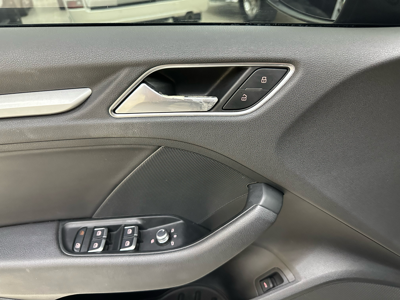 2016 Audi A3 1.8T Premium photo 11