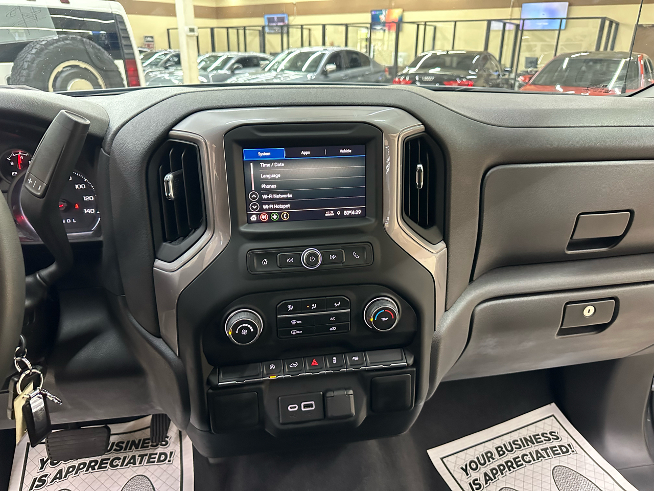 Chevrolet Silverado 1500 Limited Custom Crew Cab Short Box 2WD 2022 Chevrolet Silverado 1500 Limited Custom Crew Cab Short Box 2WD 2022