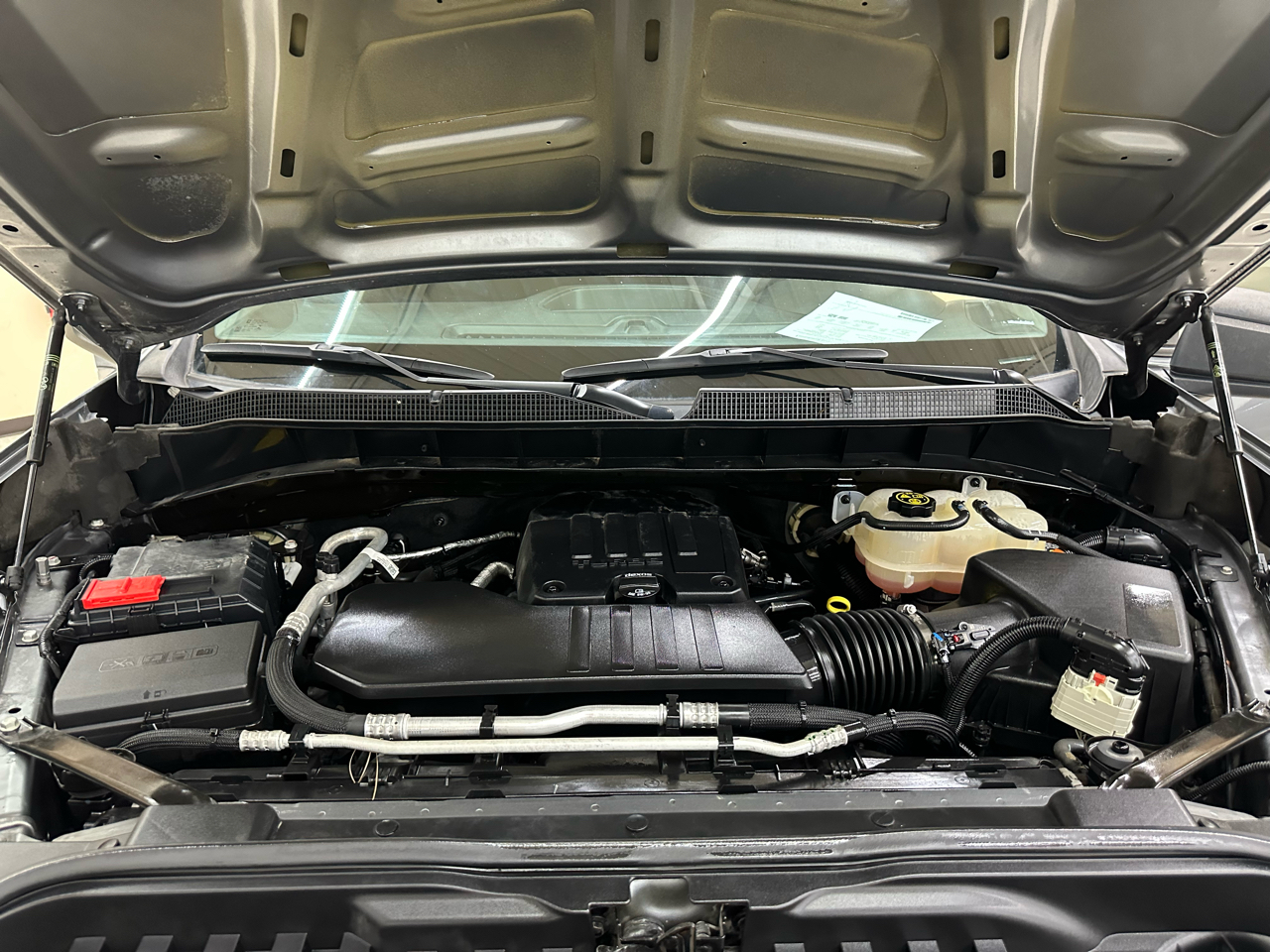 Chevrolet Silverado 1500 Limited Custom Crew Cab Short Box 2WD 2022 Chevrolet Silverado 1500 Limited Custom Crew Cab Short Box 2WD 2022