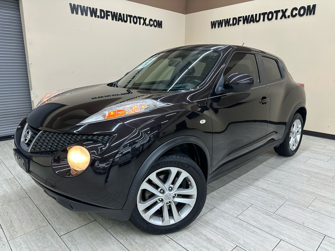 Nissan Juke S FWD 2014 Nissan Juke S FWD 2014