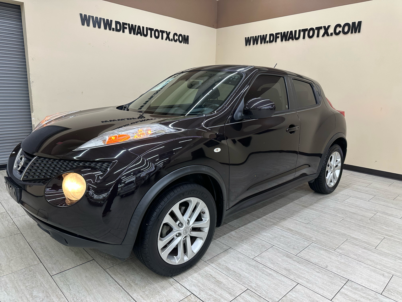 Nissan Juke S FWD 2014 Nissan Juke S FWD 2014