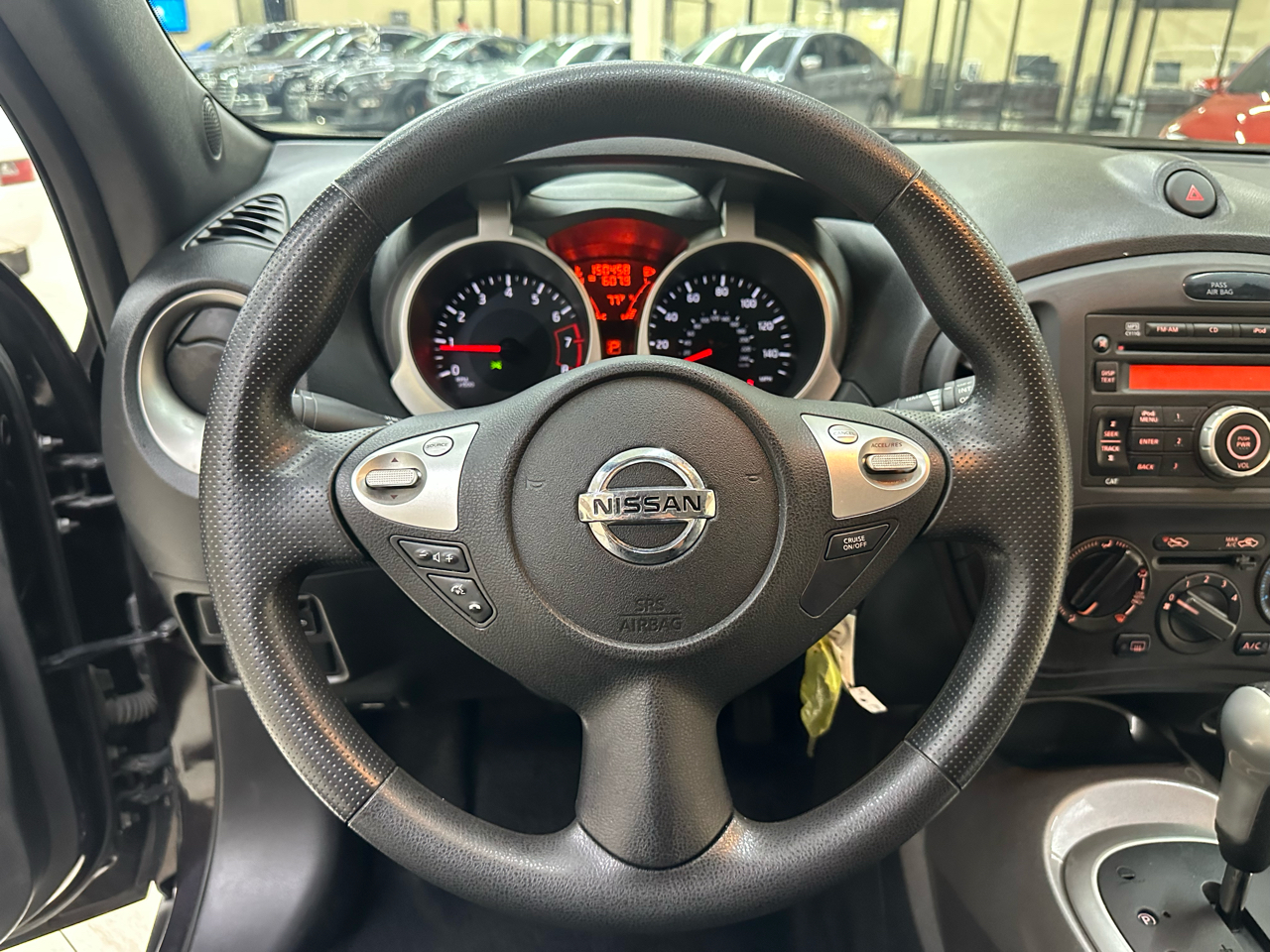 Nissan Juke S FWD 2014 Nissan Juke S FWD 2014