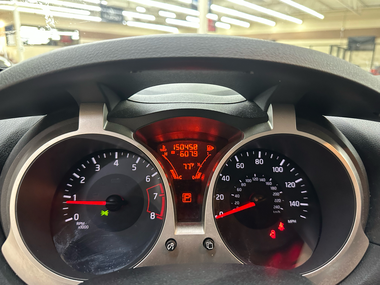 Nissan Juke S FWD 2014 Nissan Juke S FWD 2014