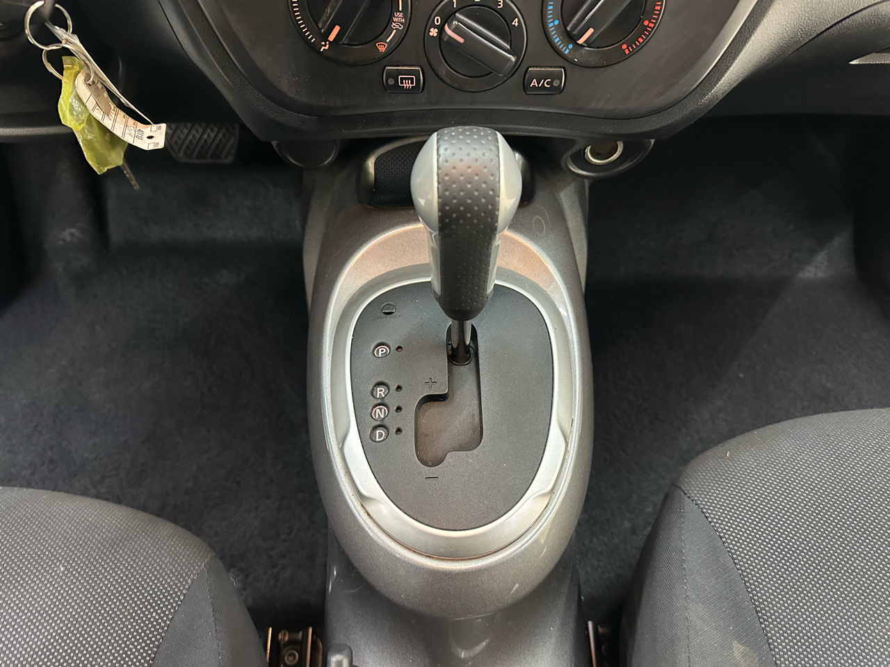 Nissan Juke S FWD 2014 Nissan Juke S FWD 2014