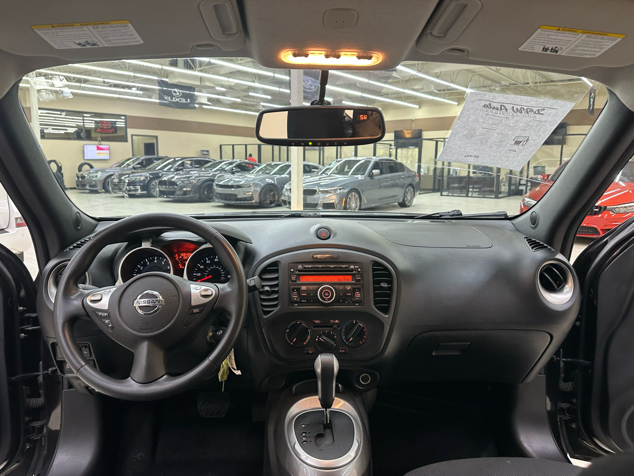 Nissan Juke S FWD 2014 Nissan Juke S FWD 2014