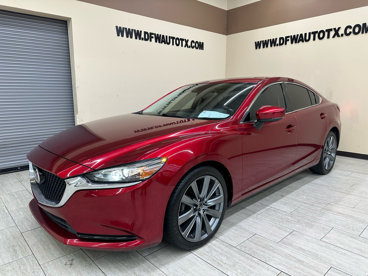 2018 Mazda Mazda6 Touring photo 2