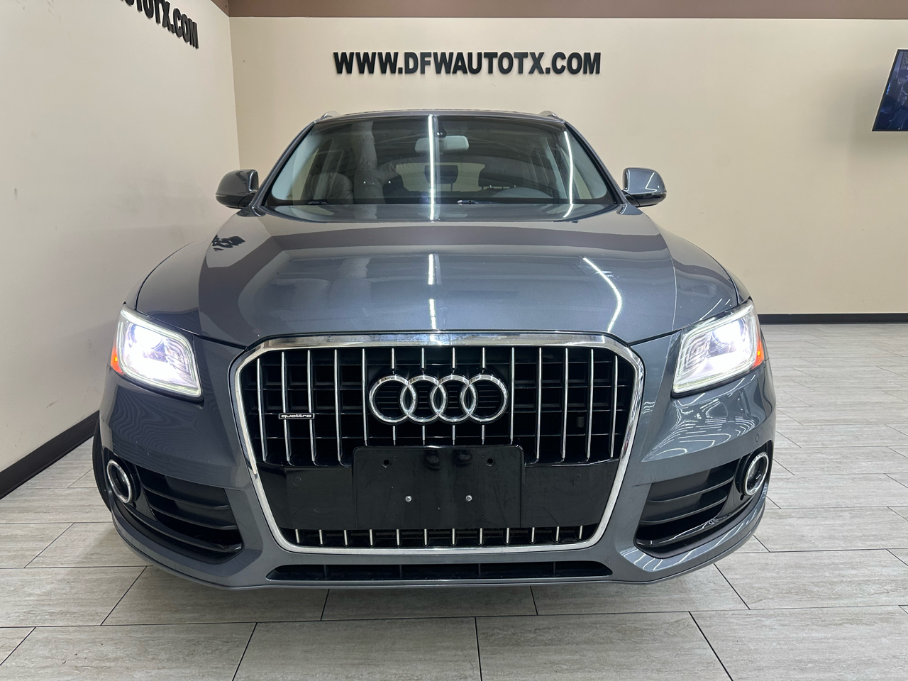 2017 Audi Q5 2.0T Premium photo 2