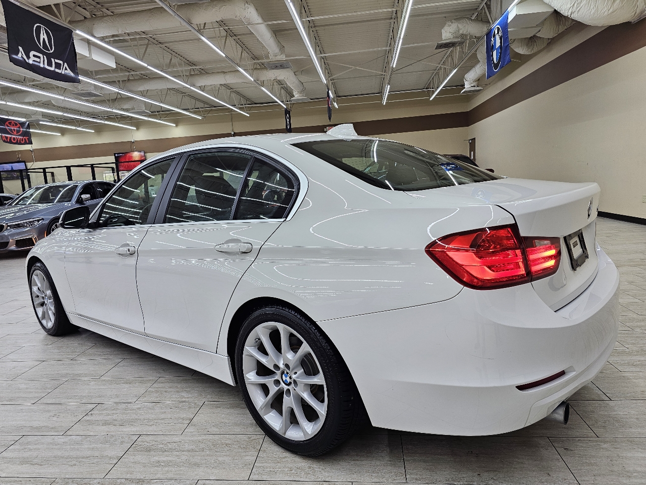 BMW 3-Series 320i Sedan 2015 BMW 3-Series 320i Sedan 2015