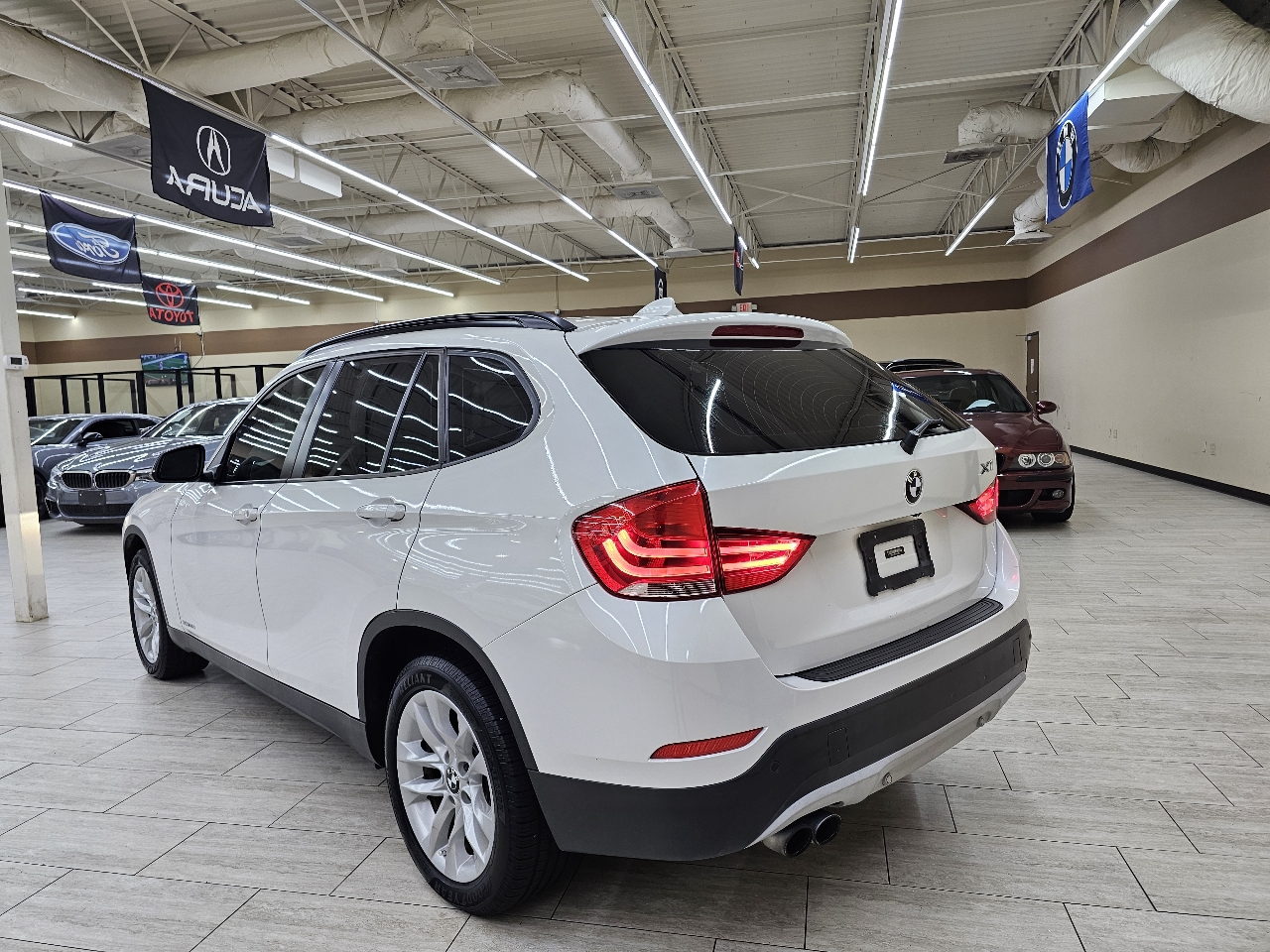 BMW X1 xDrive28i 2015 BMW X1 xDrive28i 2015