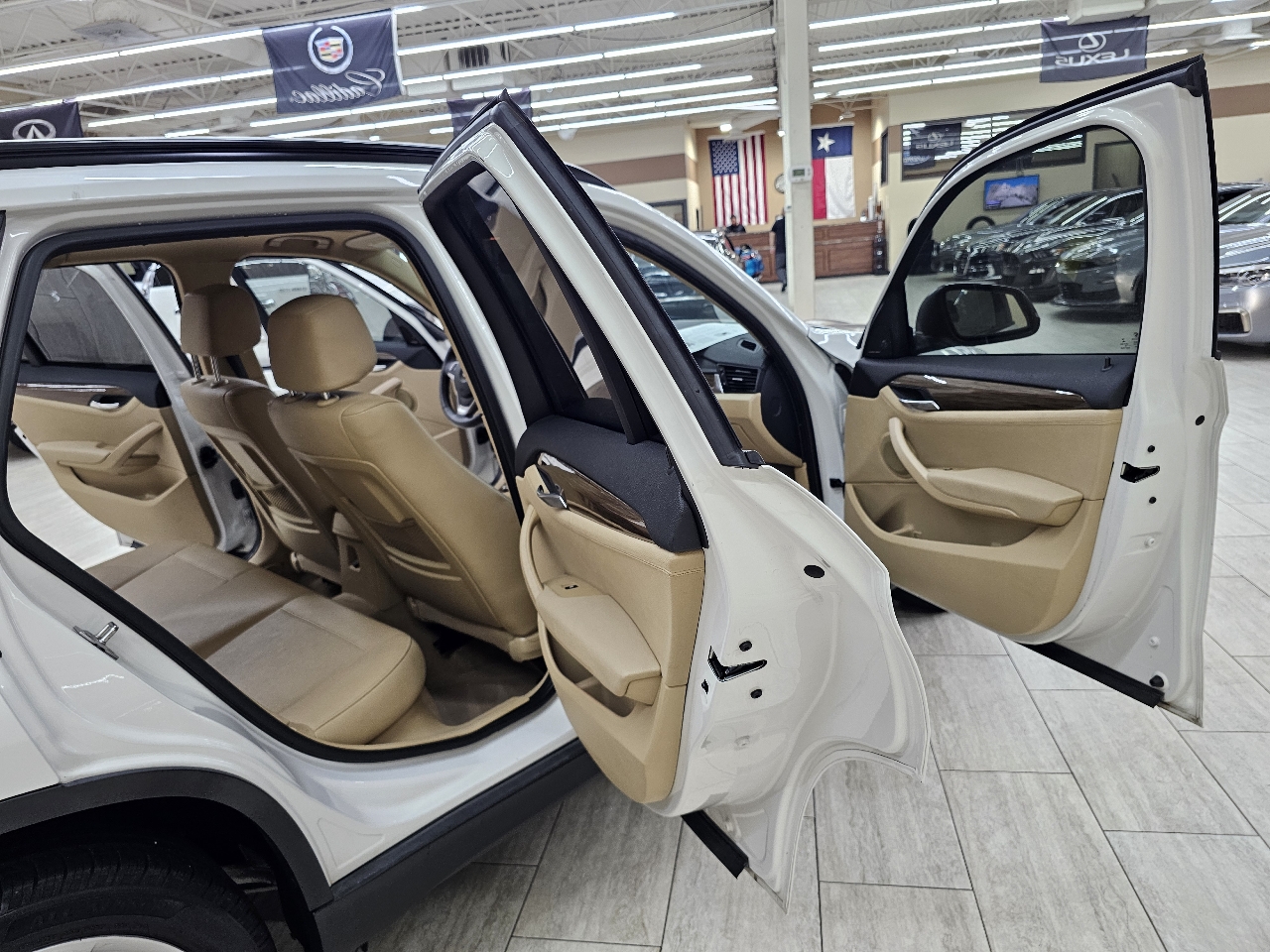 BMW X1 xDrive28i 2015 BMW X1 xDrive28i 2015