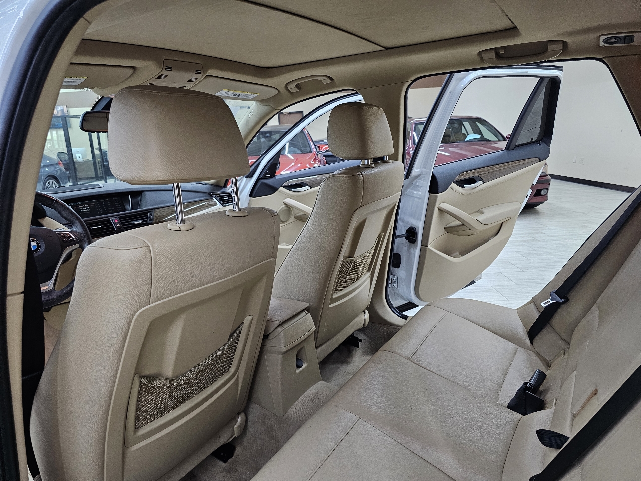 BMW X1 xDrive28i 2015 BMW X1 xDrive28i 2015