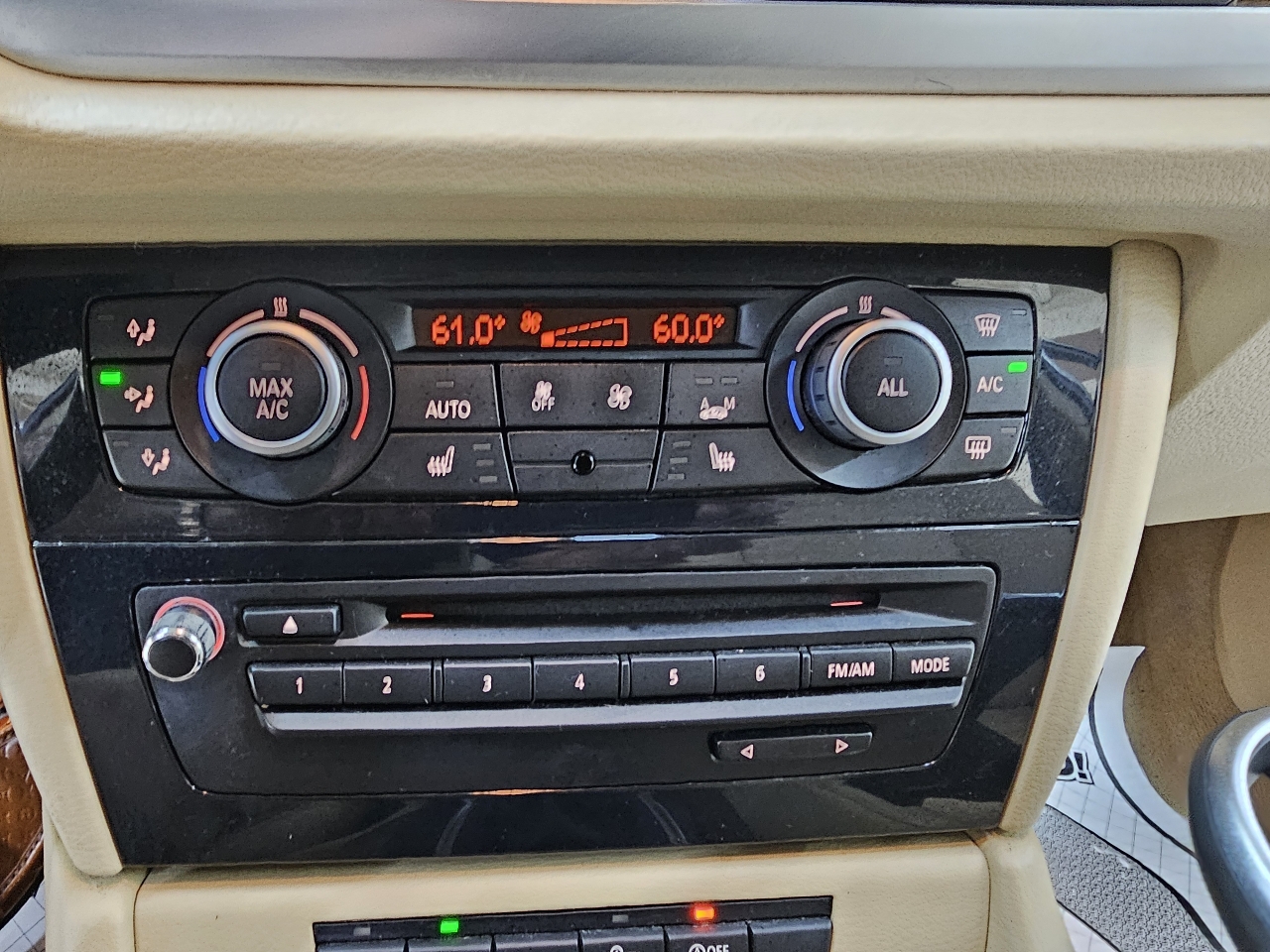 BMW X1 xDrive28i 2015 BMW X1 xDrive28i 2015