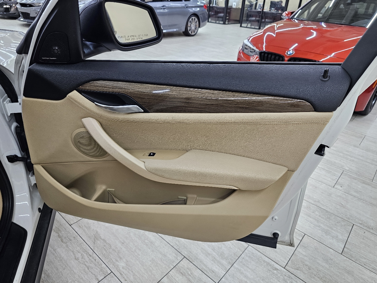 BMW X1 xDrive28i 2015 BMW X1 xDrive28i 2015