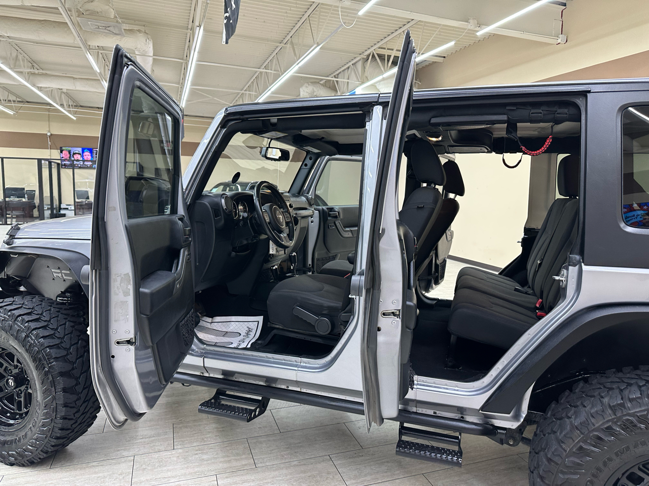Jeep Wrangler JK Unlimited Sport 4WD 2018 Jeep Wrangler JK Unlimited Sport 4WD 2018