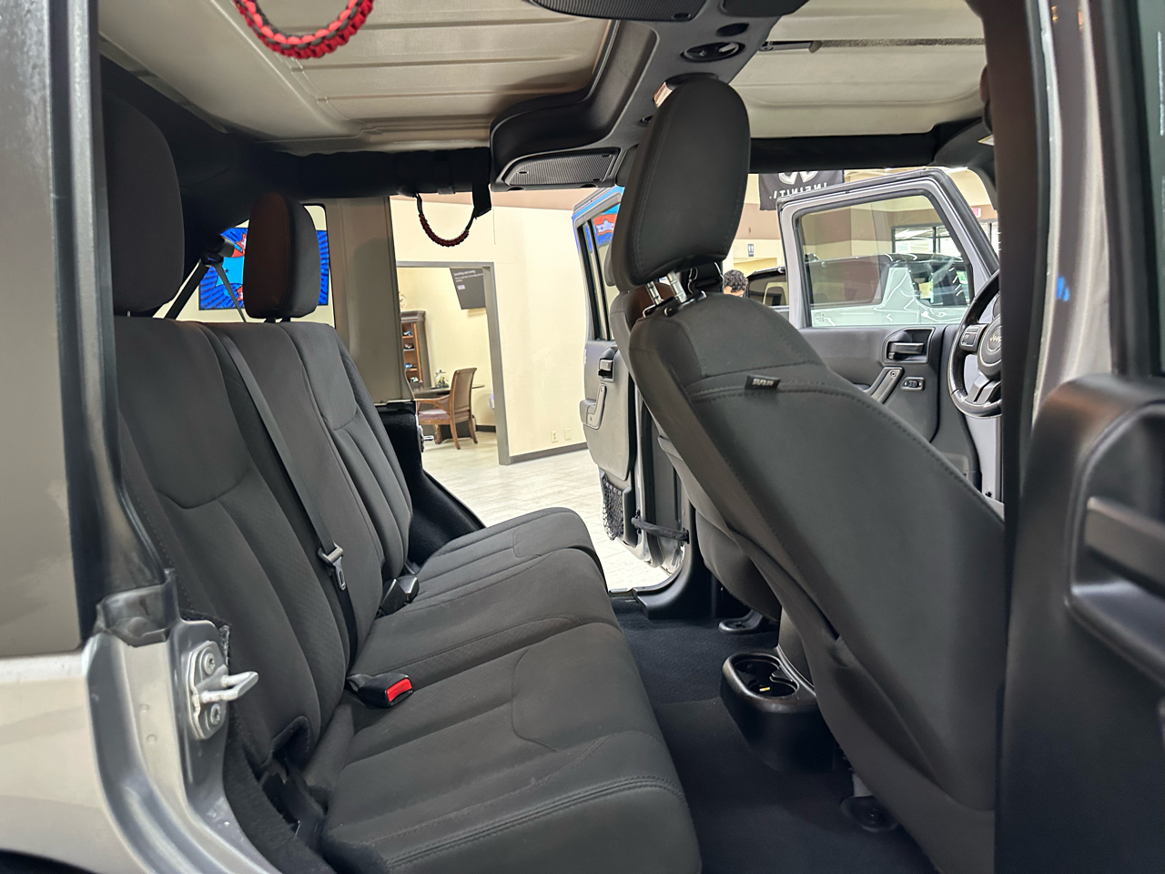 Jeep Wrangler JK Unlimited Sport 4WD 2018 Jeep Wrangler JK Unlimited Sport 4WD 2018