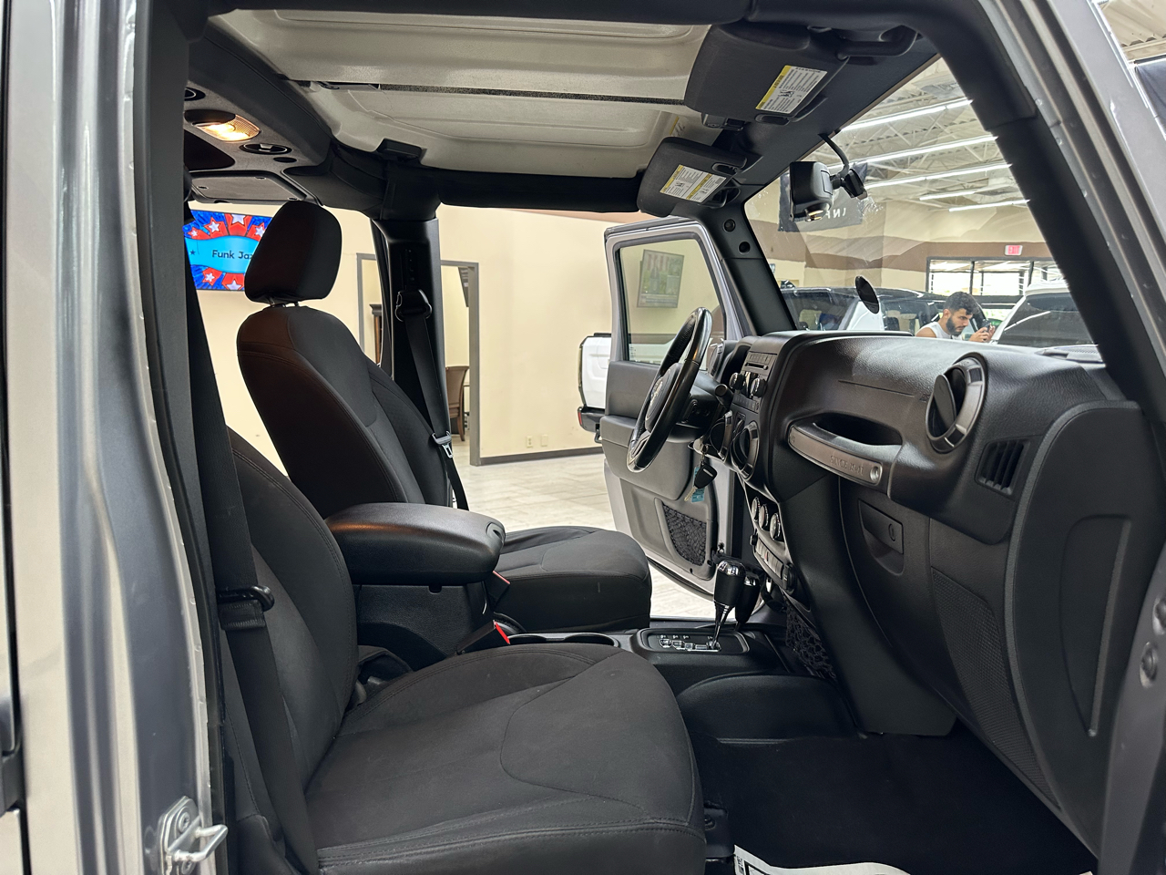 Jeep Wrangler JK Unlimited Sport 4WD 2018 Jeep Wrangler JK Unlimited Sport 4WD 2018