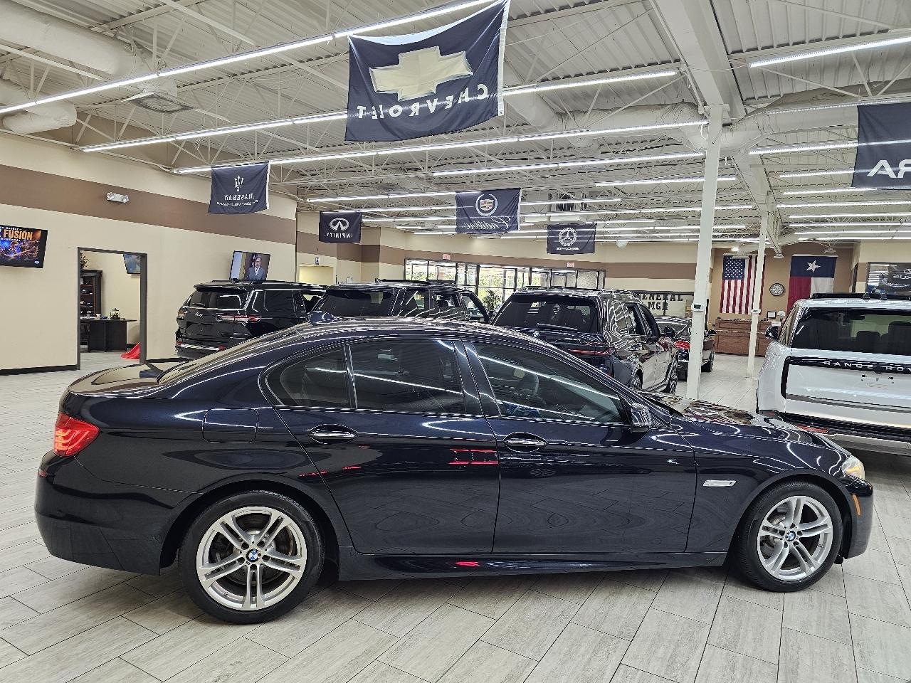 BMW 5-Series 528i 2014