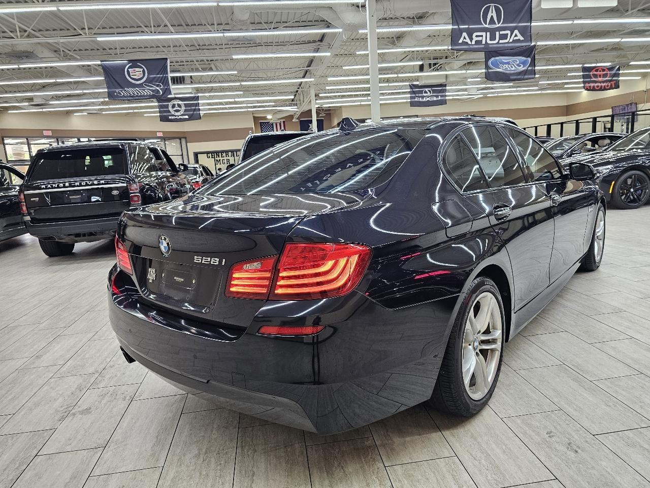 BMW 5-Series 528i 2014