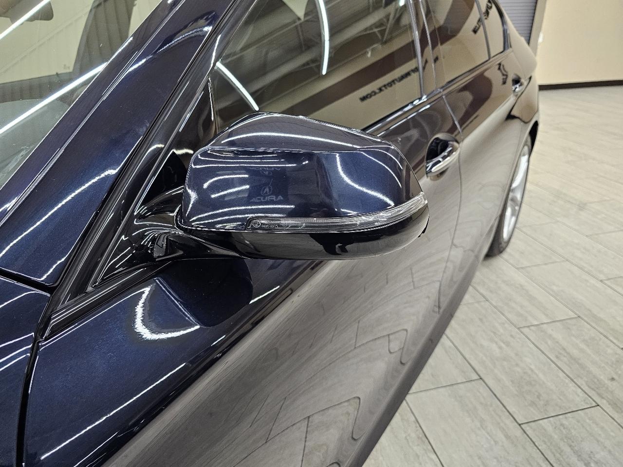BMW 5-Series 528i 2014