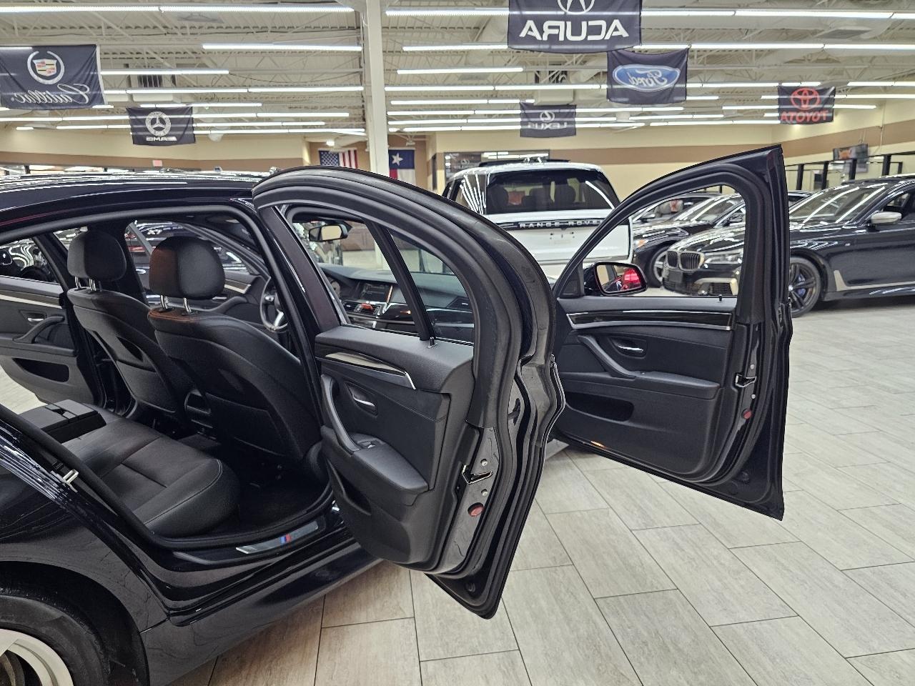 BMW 5-Series 528i 2014