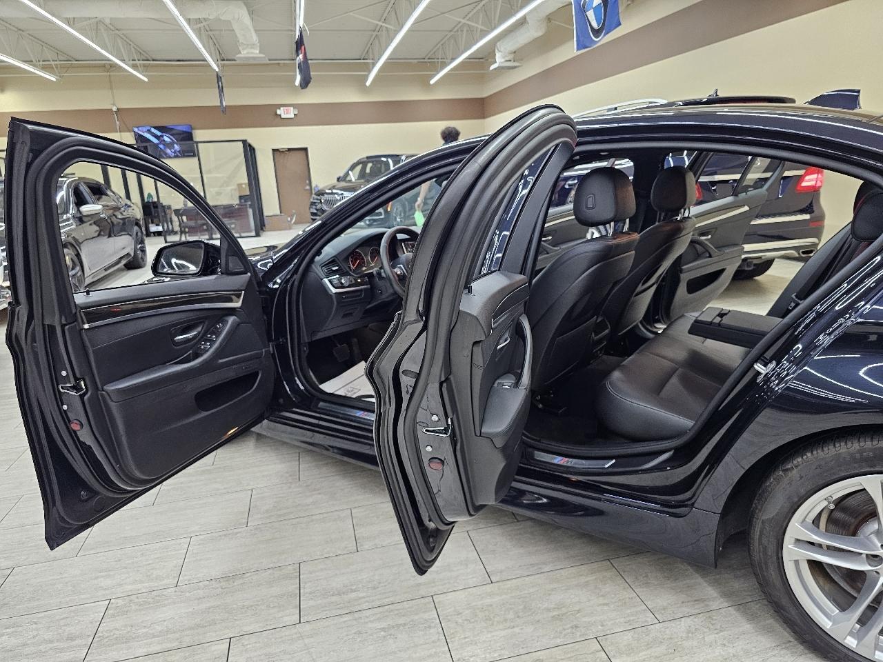 BMW 5-Series 528i 2014