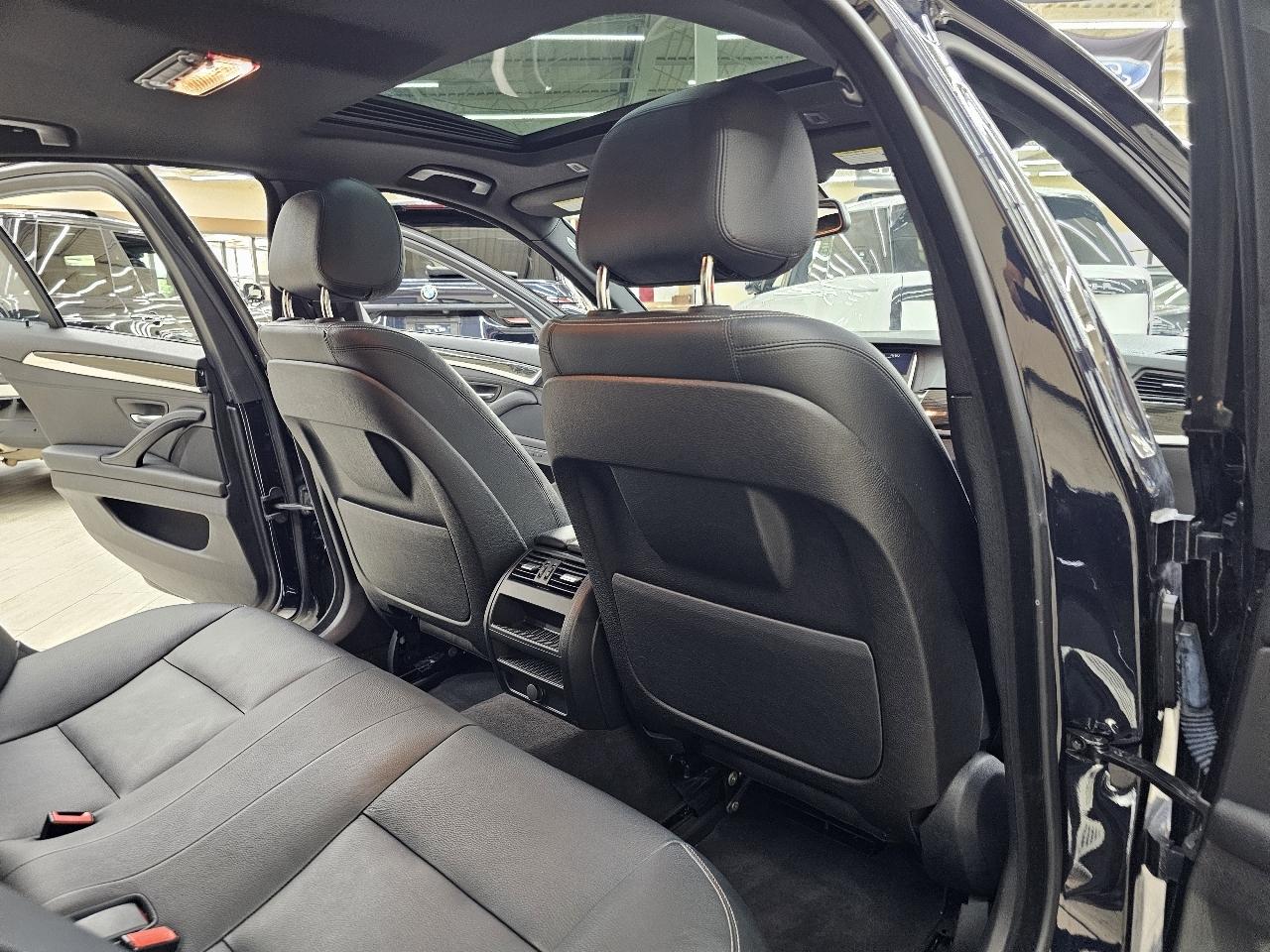 BMW 5-Series 528i 2014