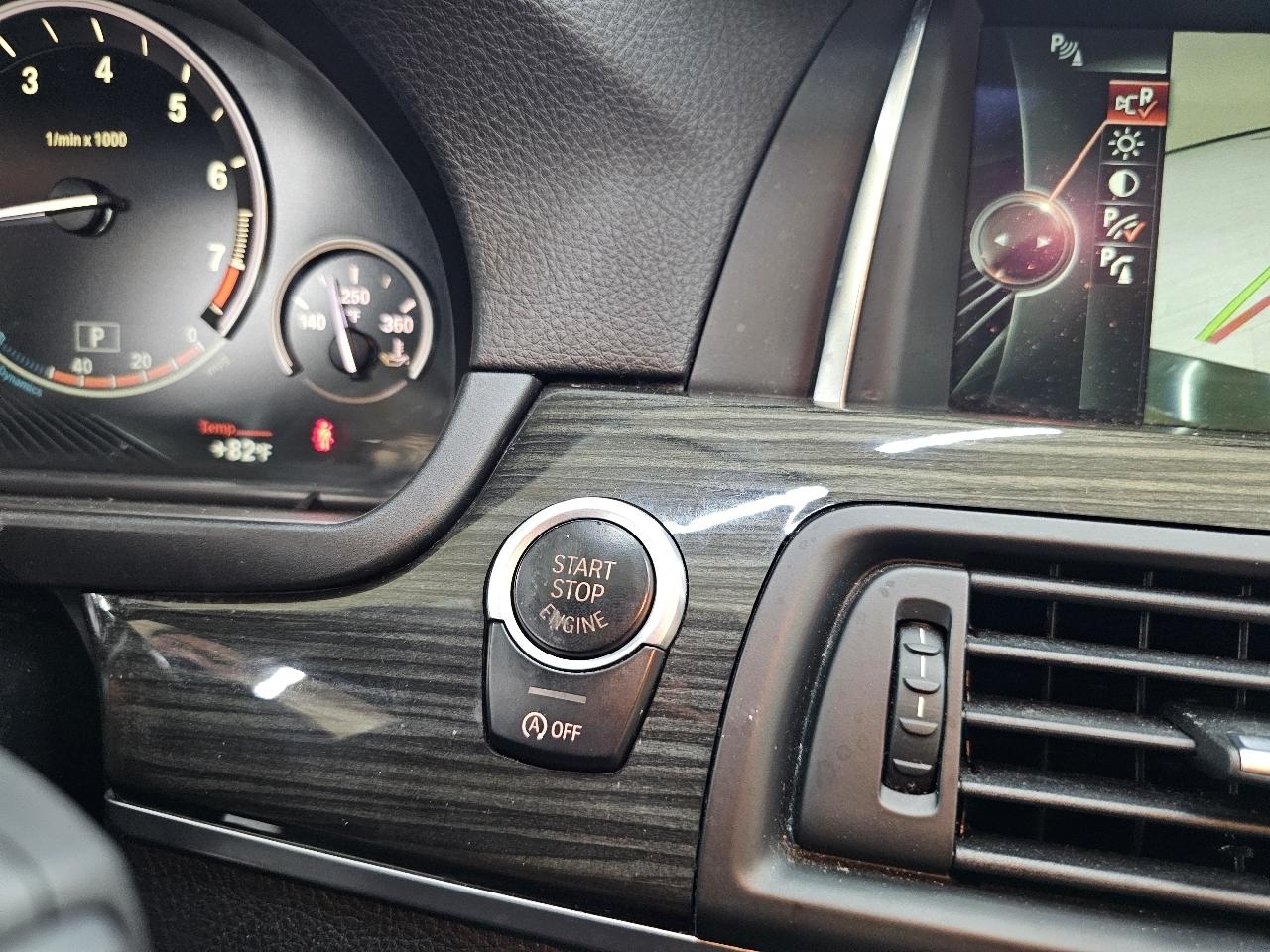 BMW 5-Series 528i 2014