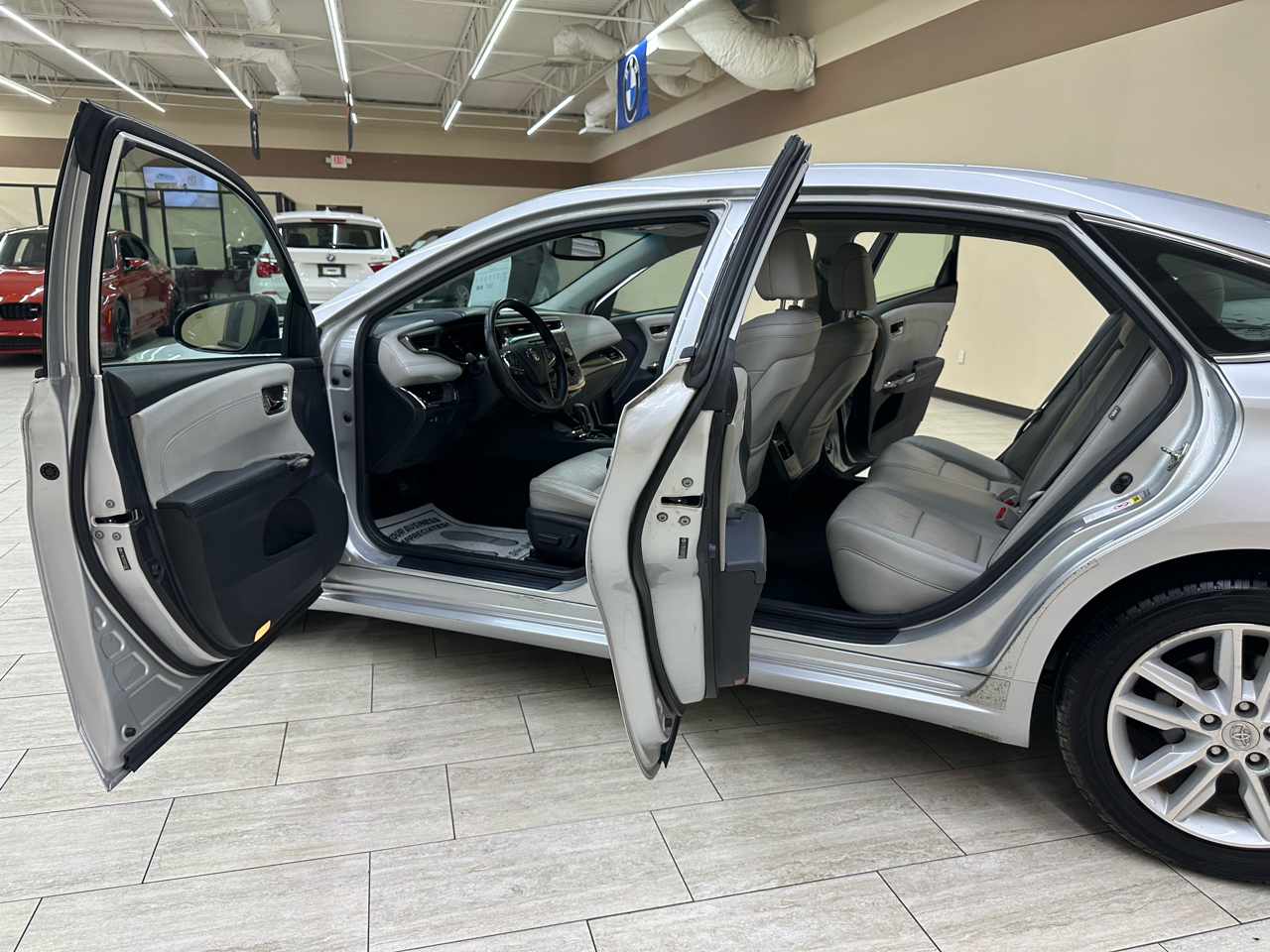 Toyota Avalon XLE Premium 2013 Toyota Avalon XLE Premium 2013