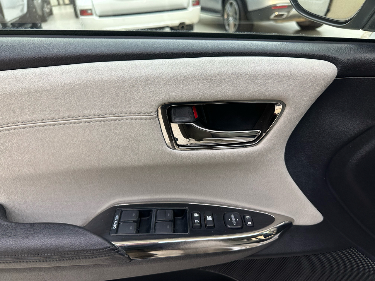 Toyota Avalon XLE Premium 2013 Toyota Avalon XLE Premium 2013