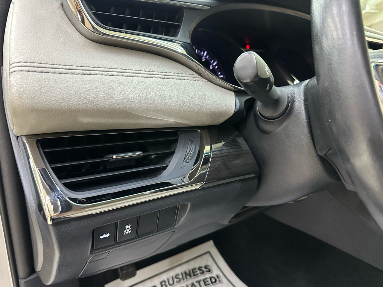 Toyota Avalon XLE Premium 2013 Toyota Avalon XLE Premium 2013