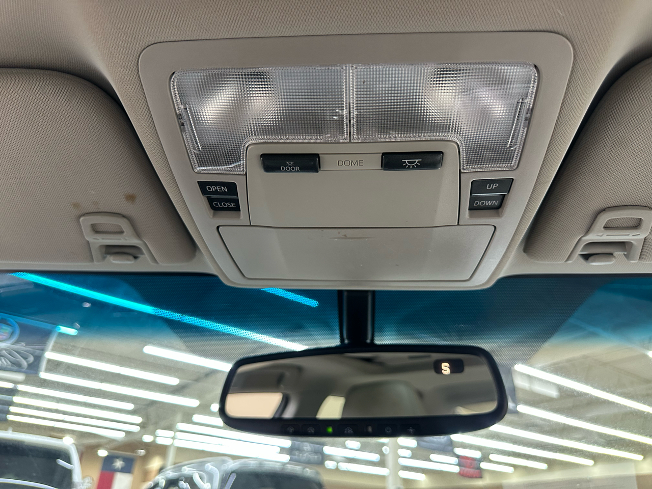 Toyota Avalon XLE Premium 2013 Toyota Avalon XLE Premium 2013