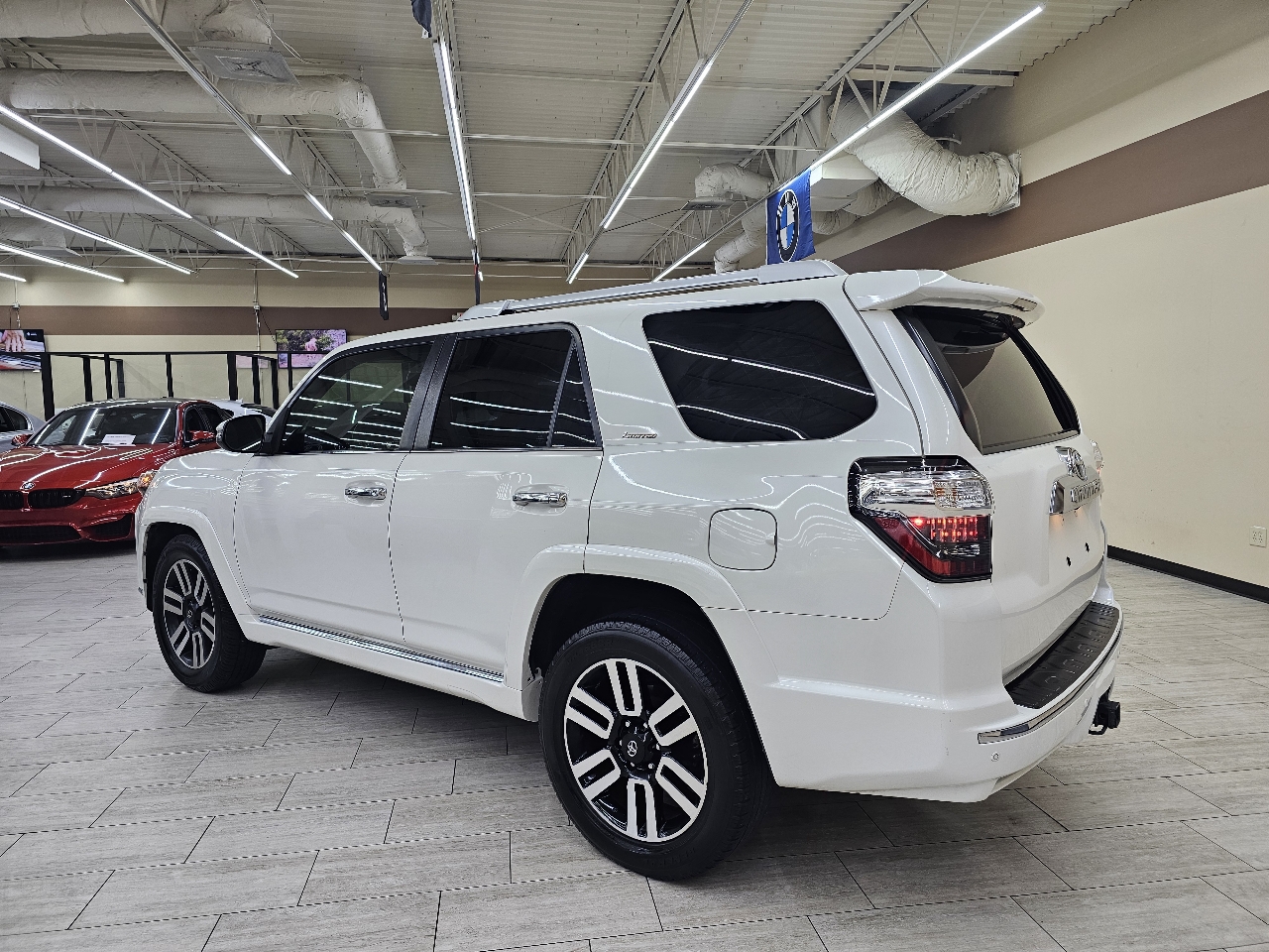 Toyota 4Runner Limited 2WD 2016