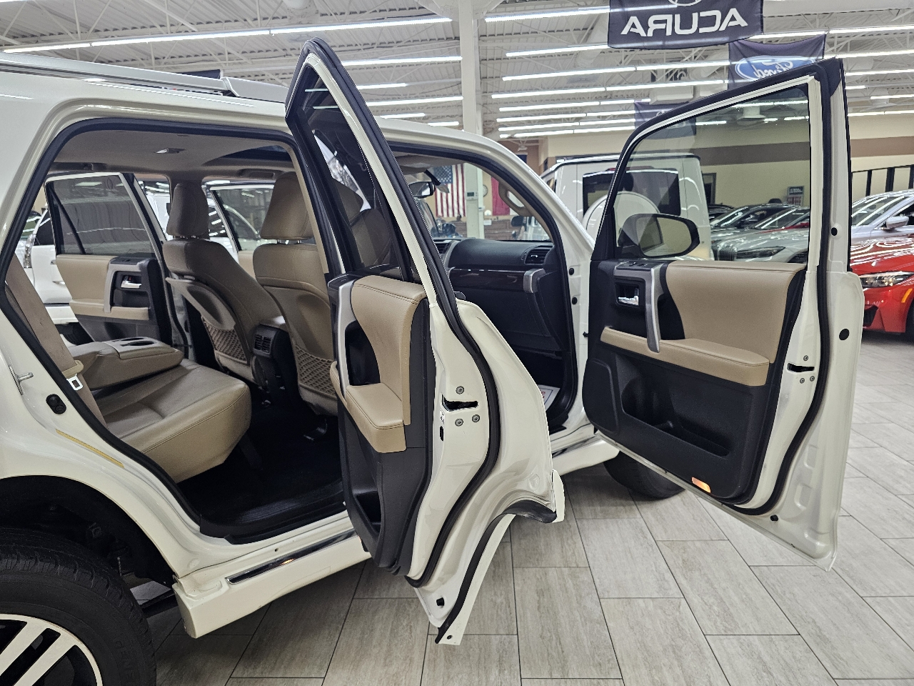 Toyota 4Runner Limited 2WD 2016