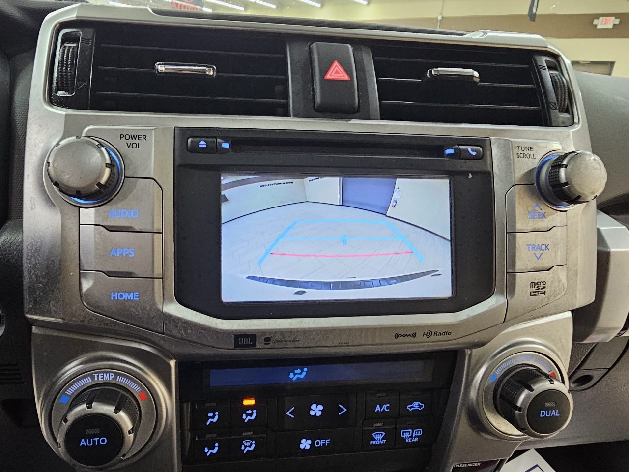 Toyota 4Runner Limited 2WD 2016