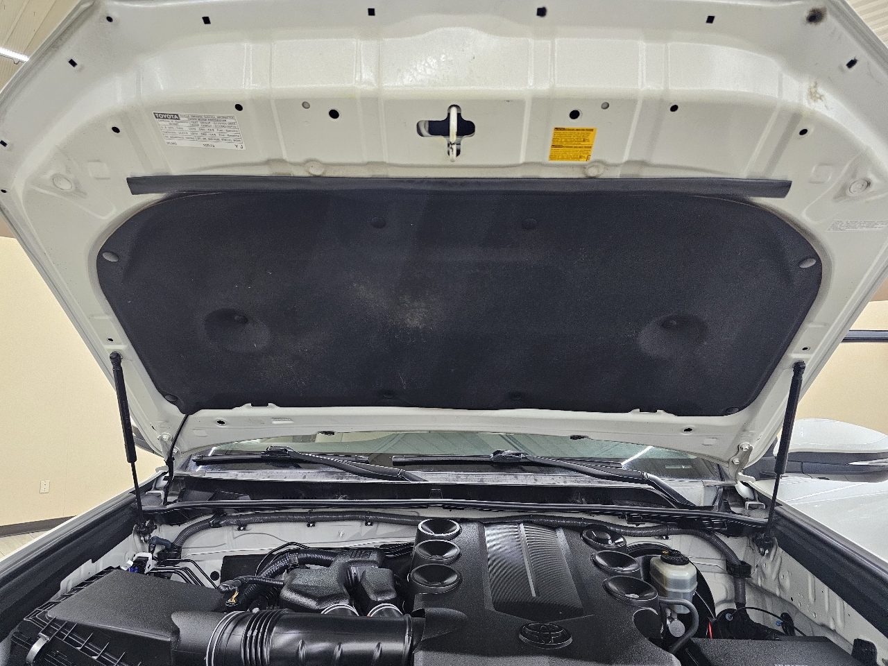 Toyota 4Runner Limited 2WD 2016