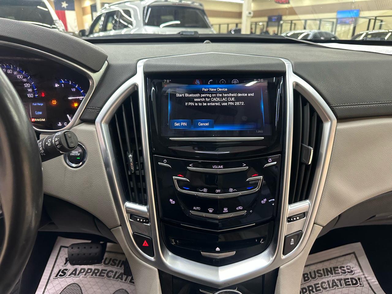 2015 Cadillac SRX Luxury photo 25
