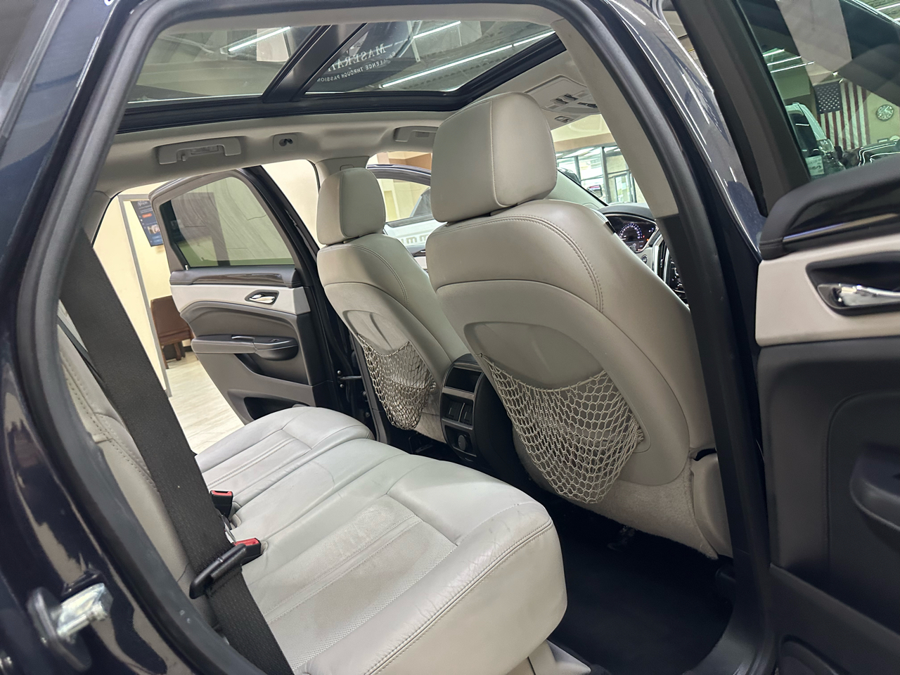 2015 Cadillac SRX Luxury photo 34